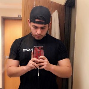 Meet your Posher, Giovani